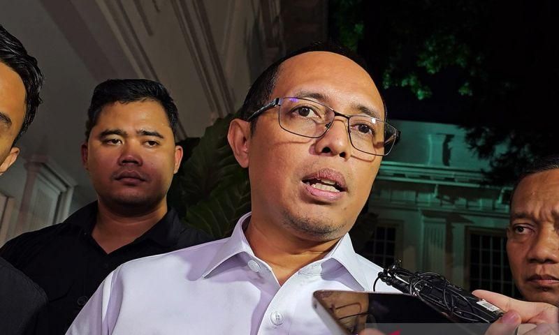 Hasan Nasbi Hadiri Sidang Kabinet Paripurna di Tengah Proses Pengunduran Diri
